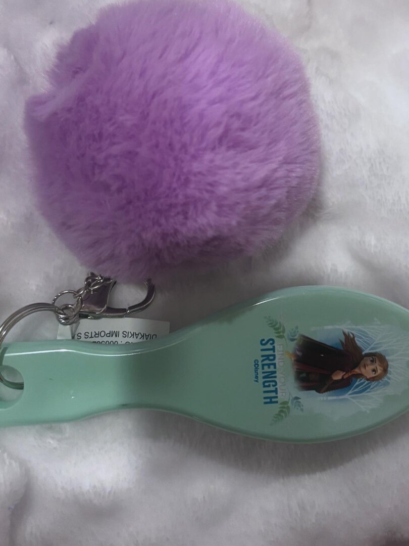Brosse + porte clé Pompom Reine des Neiges verte