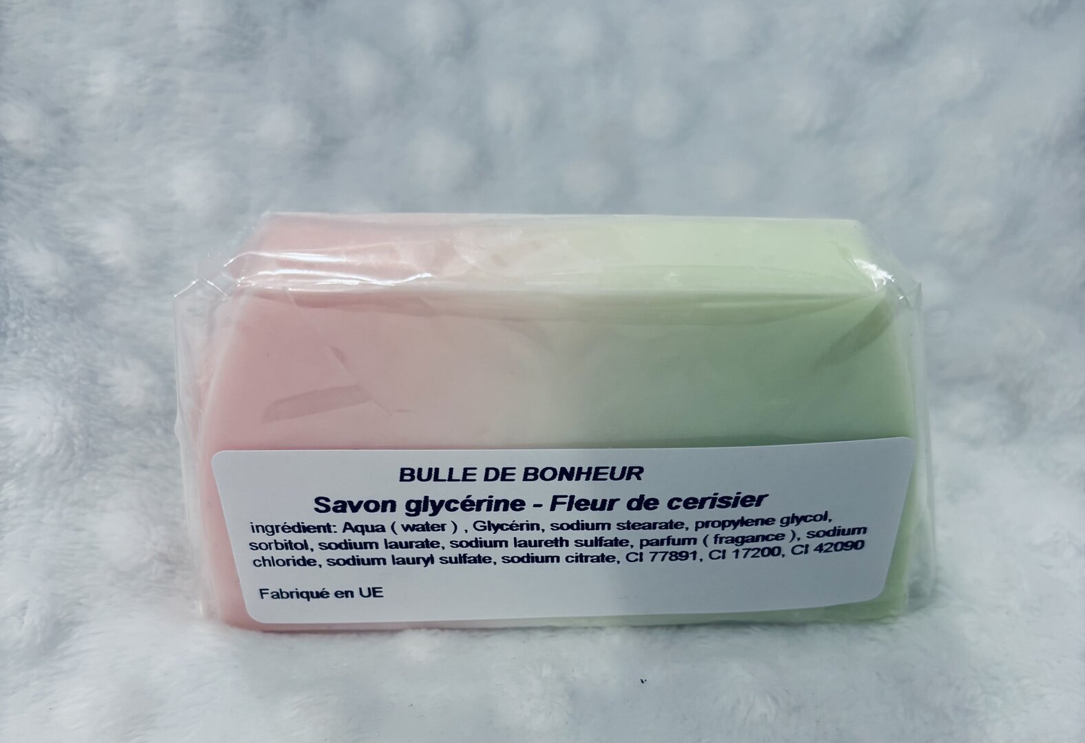 Savon artisanal (Fleur de cerisier)